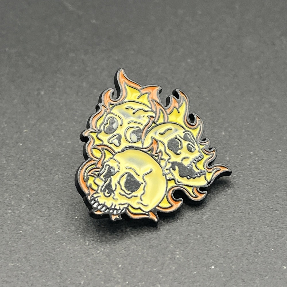 Cartoon Skulls On Fire Flames Lapel Hat Pin